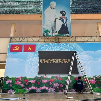 THI CÔNG LẮP ĐẶT MÀN HÌNH LED P3 CHO TRƯỜNG HỌC CHUYÊN NGHIỆP