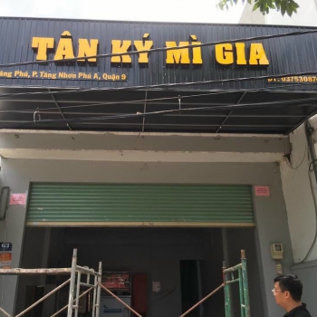 LÀM BẢNG HIỆU SÓNG TÔN GIÁ RẺ TẠI TPHCM