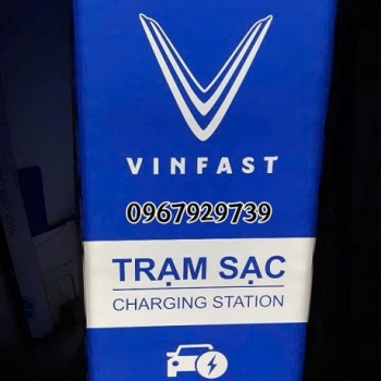 NHẬN THI CÔNG HỘP ĐÈN QUẢNG CÁO CÁC LOẠI GIÁ RẺ 